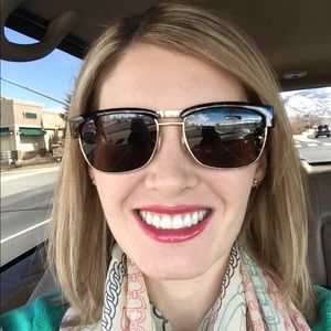 Meet your Posher, Sarah